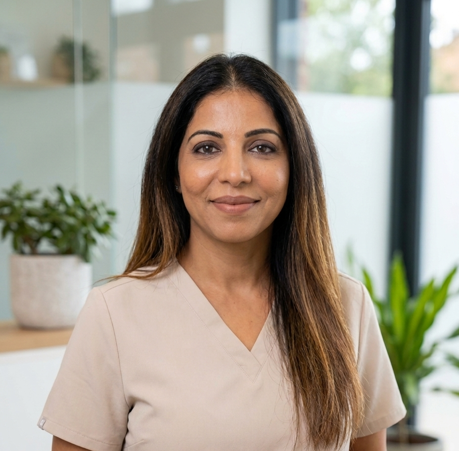 Portrait von Kamaljeet Singh, Inhaberin von Skin & Laser